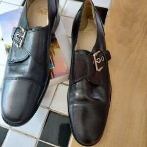 Joan & David 8M Barely Worn Buckle Shoes